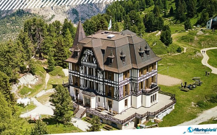2 Villa Cassel near Raron in Switzerland