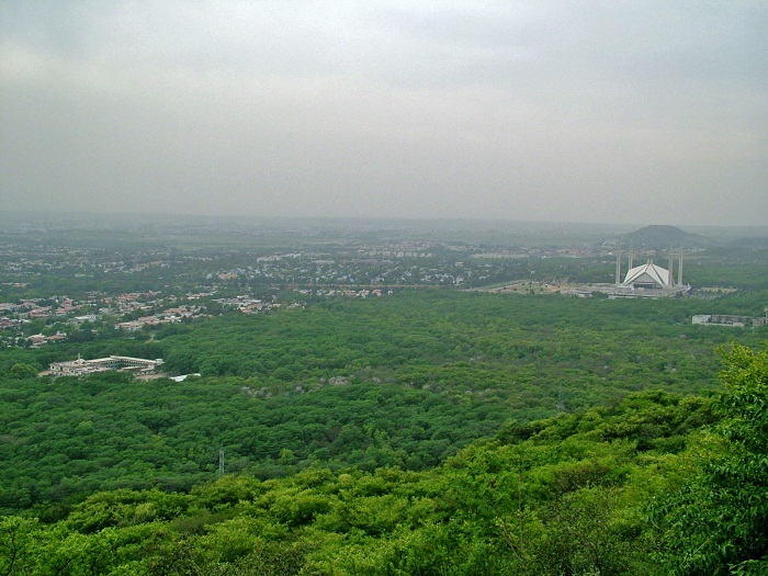 3 Faisal Mosque