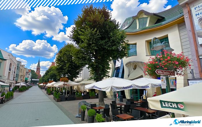 3 Krzywy Domek in Sopot