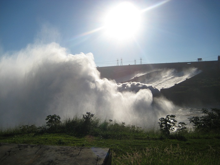 5 Itaipu Dam