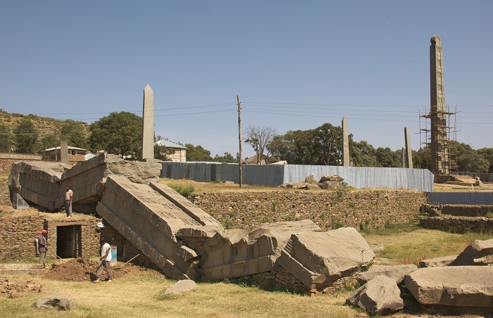 6 Axum Obelisk