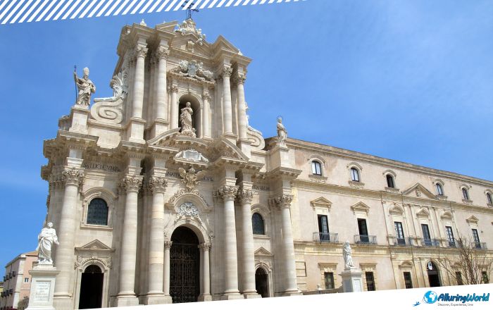 6 Il Duomo in Siracuse