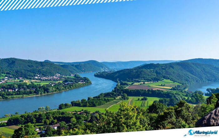 7 Danube Bend in Hungary