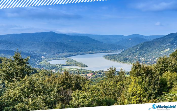 8 Danube Bend in Hungary
