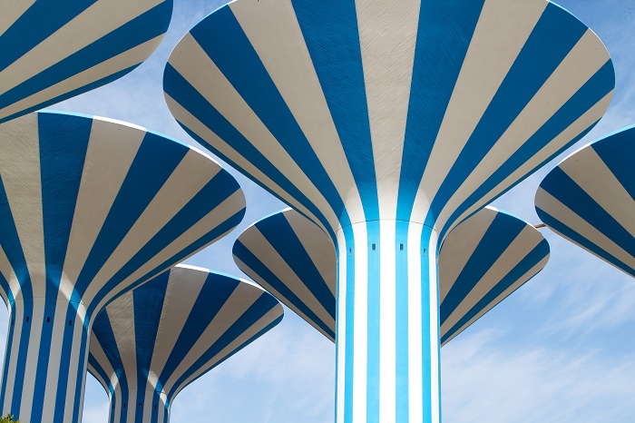 1 Kuwait Water Towers