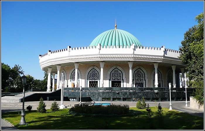 4 Amir Timur