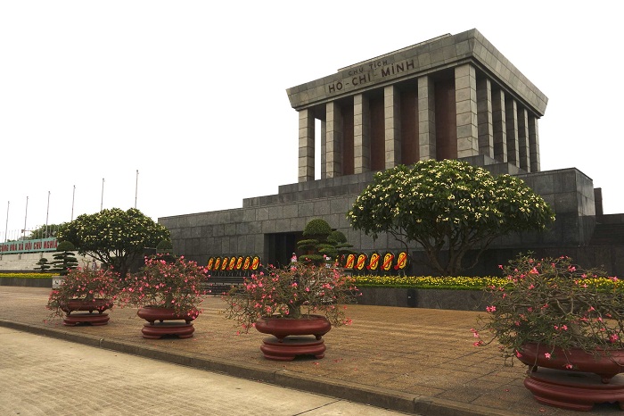 1 Minh Mausoleum
