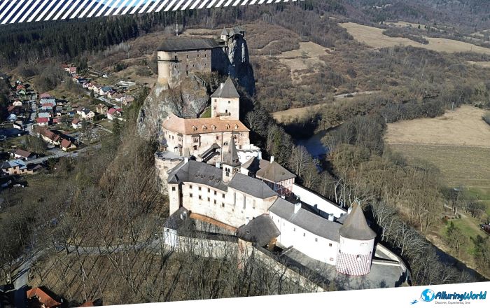 11 Orava Castle