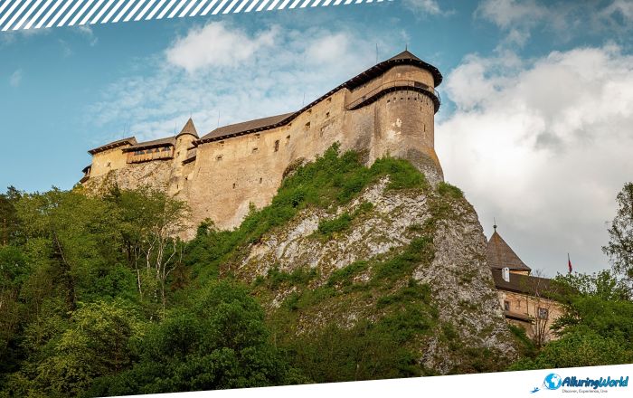 2 Orava Castle