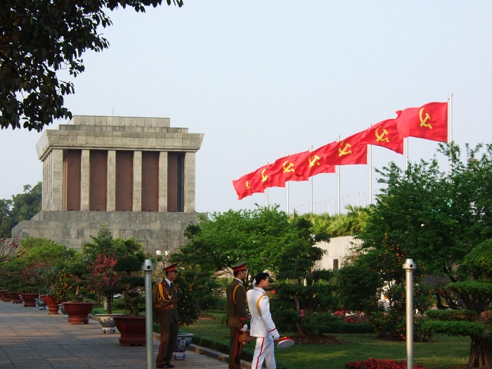 5 Minh Mausoleum