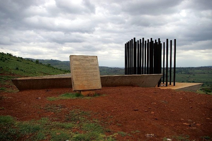 1 Machel Monument