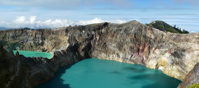 11 Crater Indonesia