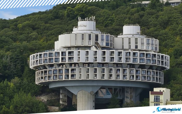 2 Druzhba Holiday Center