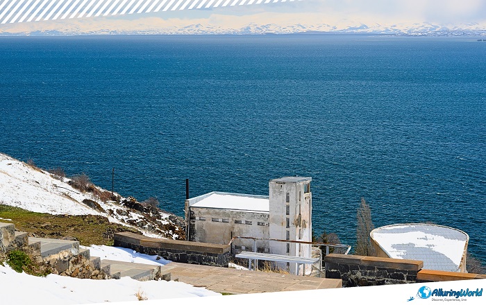 4 Armenian Writer’s Union Guesthouse at Lake Sevan