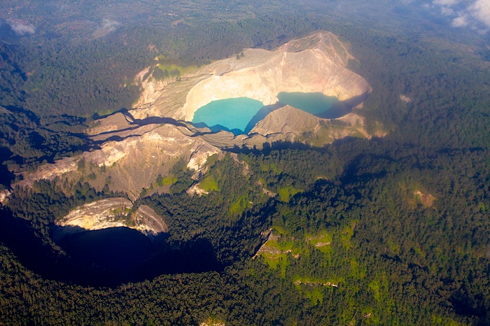 5 Crater Indonesia