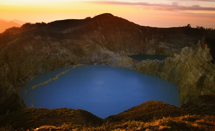 6 Crater Indonesia