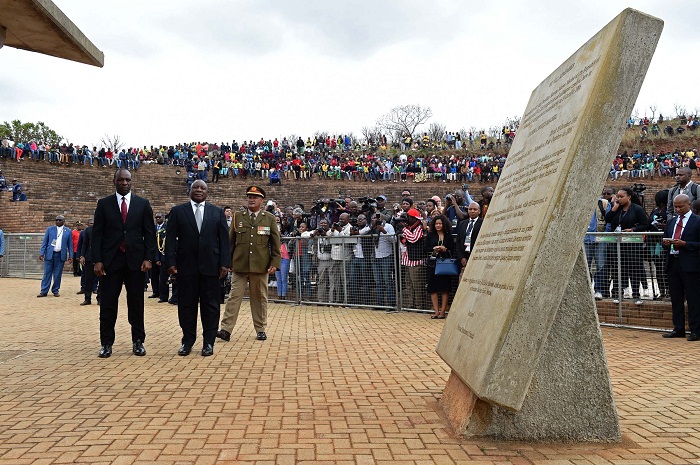 6 Machel Monument