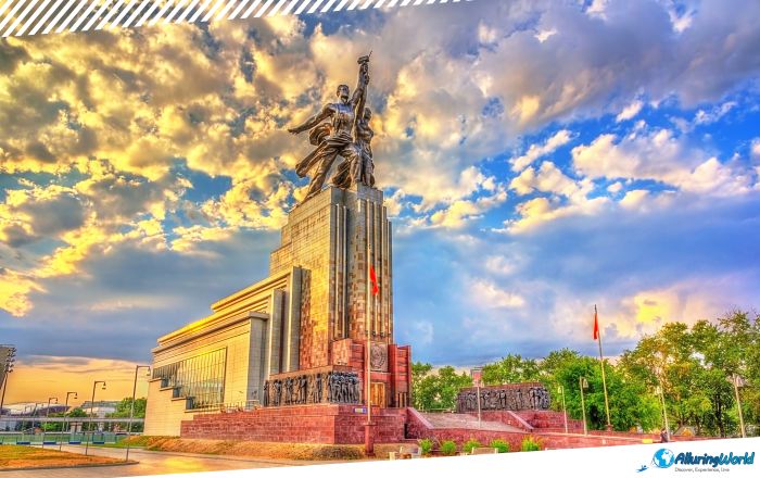 4 Worker and Kolkhoz Woman