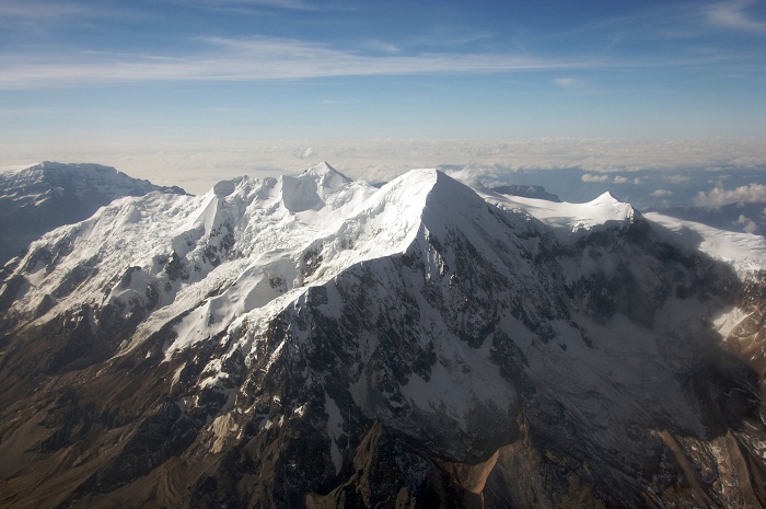 6 Illimani