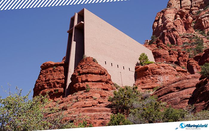 7 Chapel of the Holy Cross