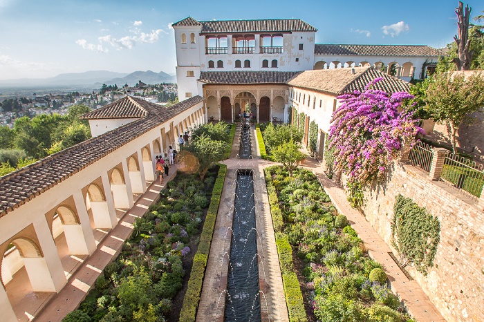 14 Alhambra