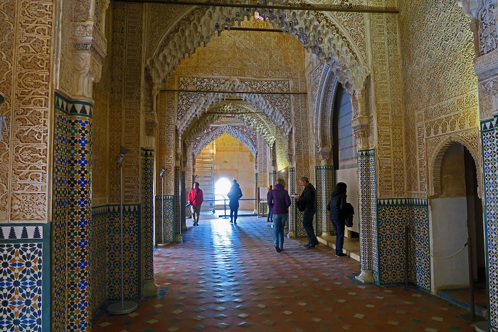 5 Alhambra
