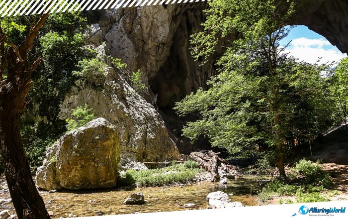 5 Vratna Gates in Serbia