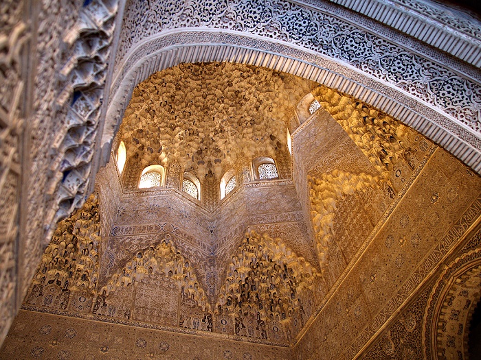 9 Alhambra