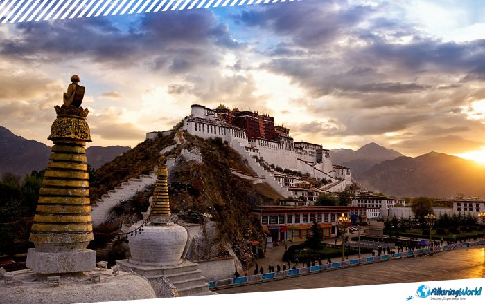 3 Potala Palace in Tibet