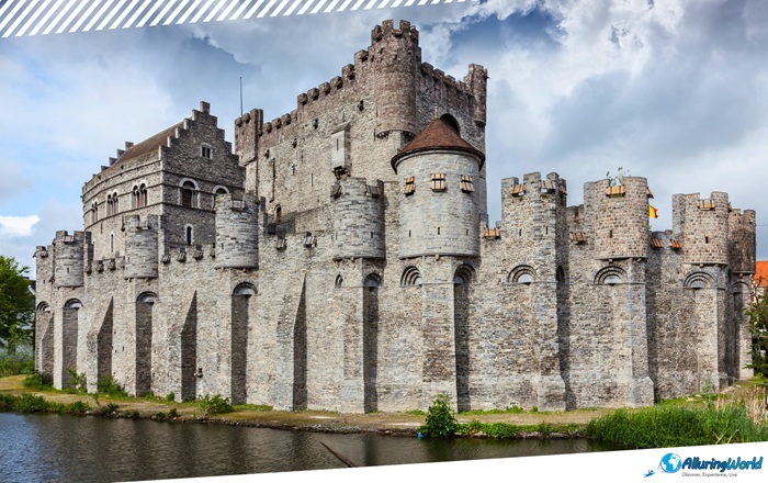 1 Gravensteen in Belgium