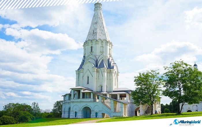 10 Kolomenskoye Village