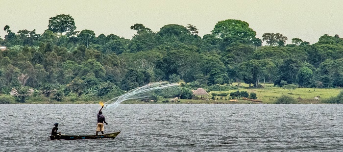 10 LakeVictoria