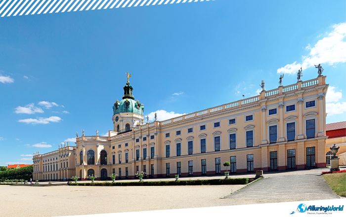 3 Charlottenburg Palace in Berlin