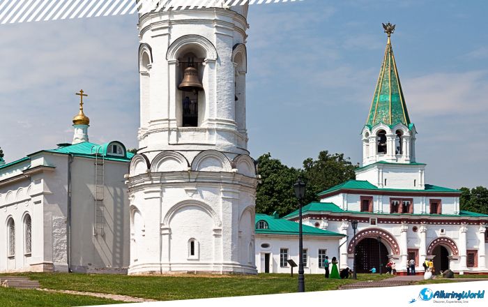 7 Kolomenskoye Village