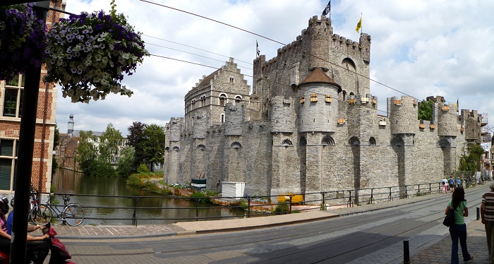 9 Gravensteen BEL