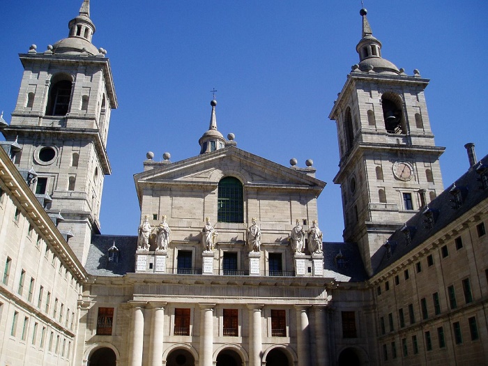 2 El Escorial