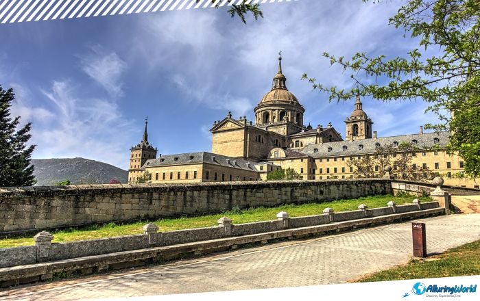 3 El Escorial Residence