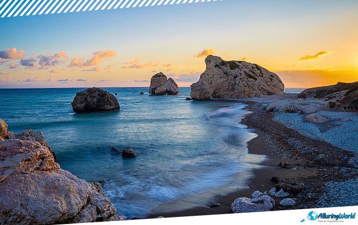 4 Aphrodite’s Rock - Petra tou Romiou