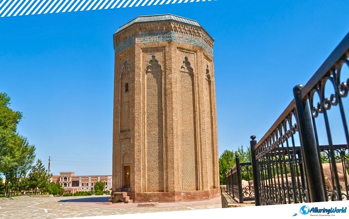 4 Momine Khatun Mausoleum