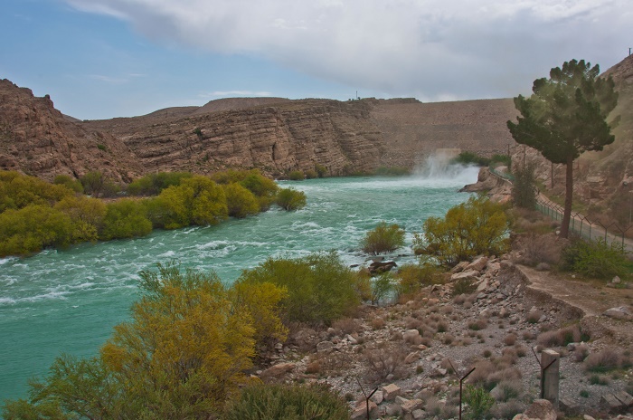 7 Kajaki Dam