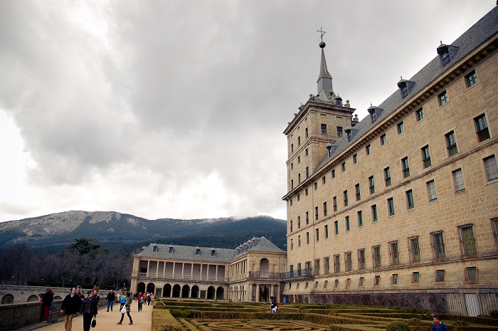 9 El Escorial