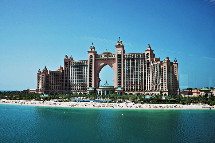 10 Atlantis Palm