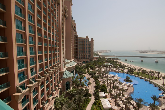 4 Atlantis Palm