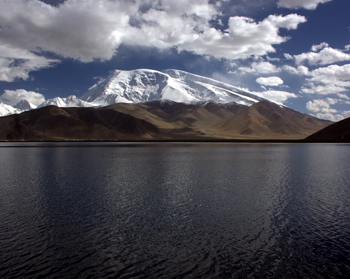 4 Lake Karakul