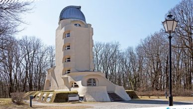 1 Einstein Tower in Potsdam