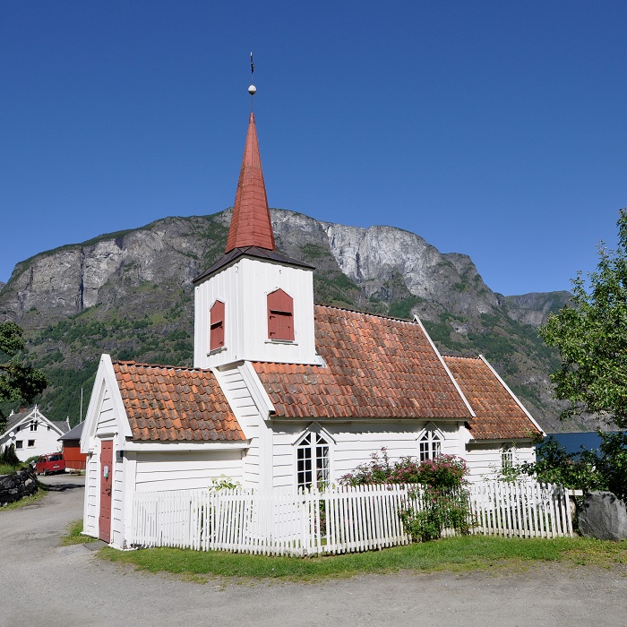 2 Undredal Church