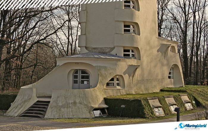 3 Einstein Tower in Potsdam