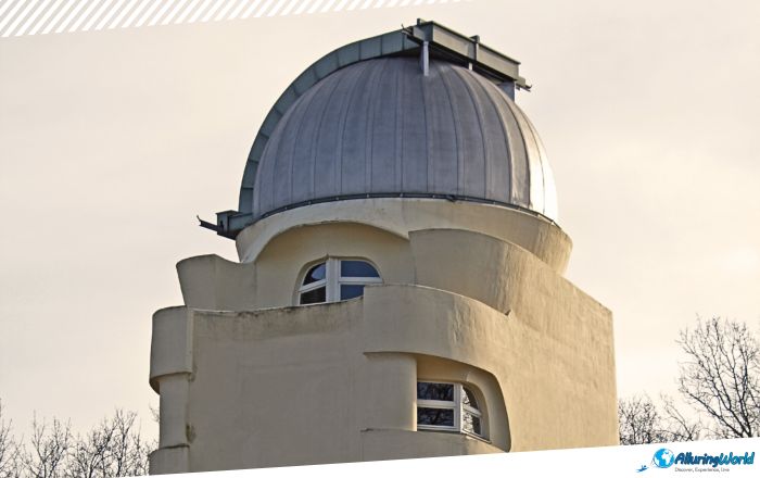 4 Einstein Tower in Potsdam