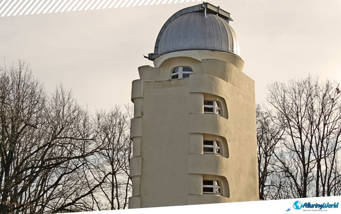5 Einstein Tower in Potsdam