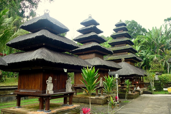 5 Pura Batukaru